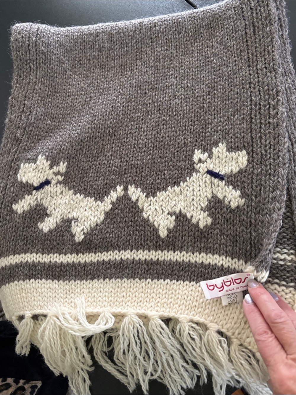 Vintage Like new Byblos Knit Scarf Taupe & Cream w Dog Motif made in Italy